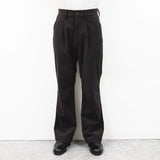 1 Tuck Corduroy Pants