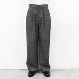 1 Tuck Wide Trouser